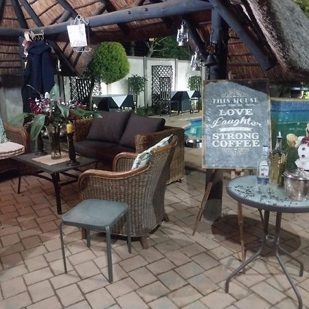 The Giraffe Room At Frederick'S Place Pretoria-Noord Eksteriør billede
