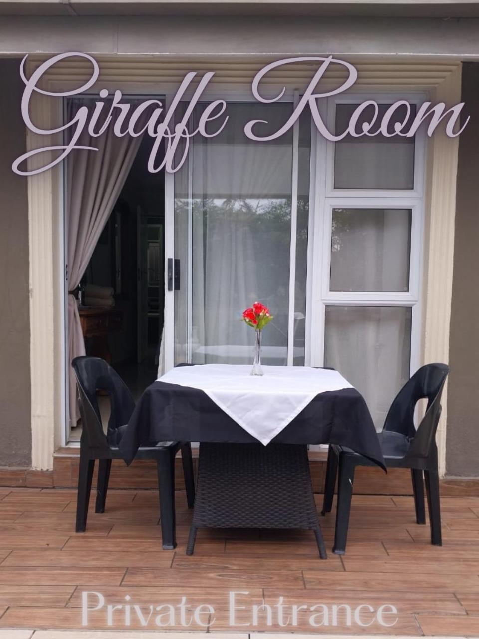 The Giraffe Room At Frederick'S Place Pretoria-Noord Eksteriør billede